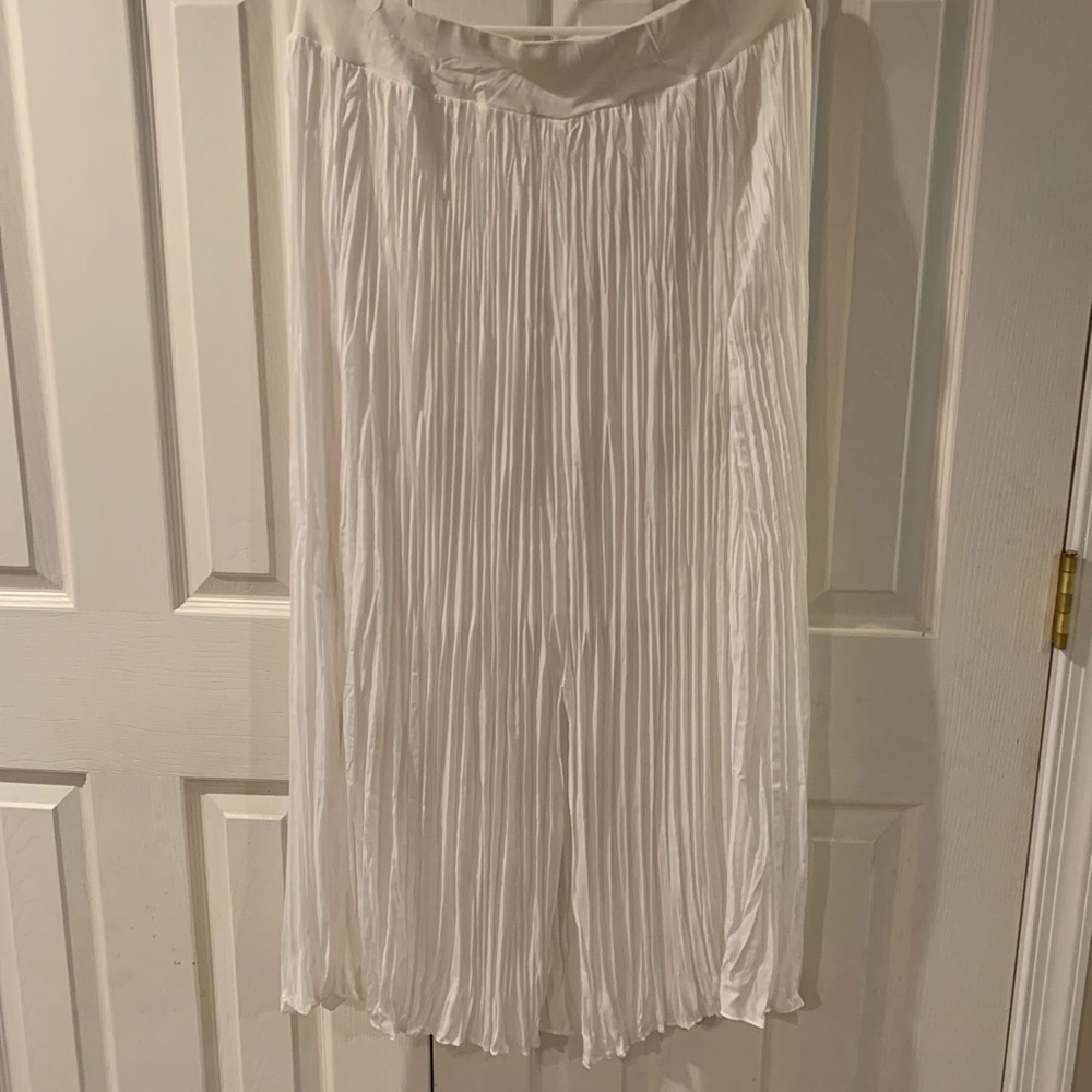 Chico’s Pleated Maxi Skirt with Tags.